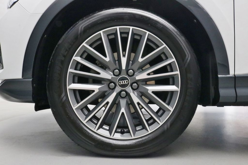 Foto do veículo AUDI Q3 BLACK S-TRONIC 2021 17.400 KM 279.000,00