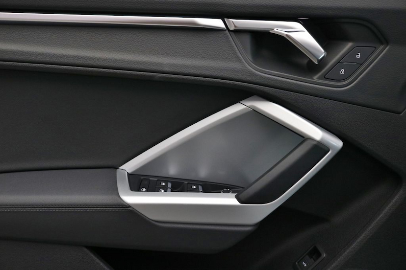 Foto do veículo AUDI Q3 BLACK S-TRONIC 2021 17.400 KM 279.000,00