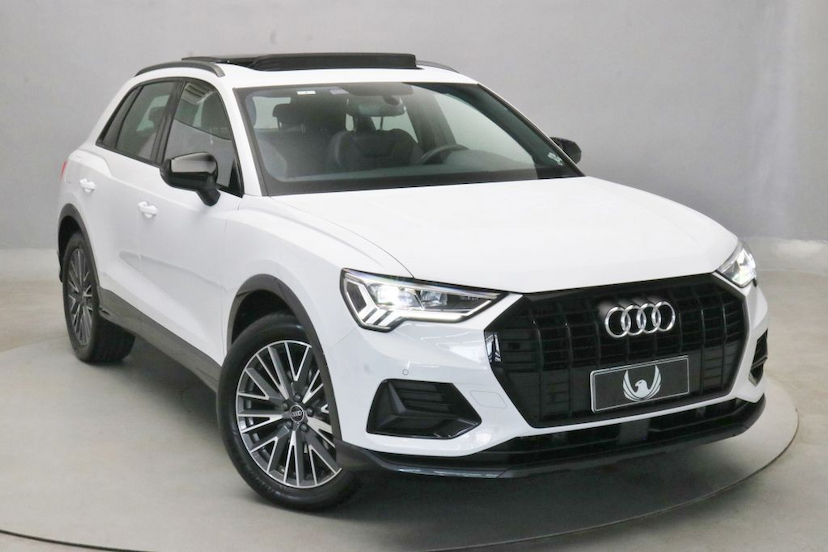 Foto do veículo AUDI Q3 BLACK S-TRONIC 2021 17.400 KM 279.000,00
