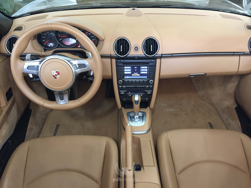 Foto do veículo PORSCHE  BOXSTER 2011 18.880 KM 199.000,00