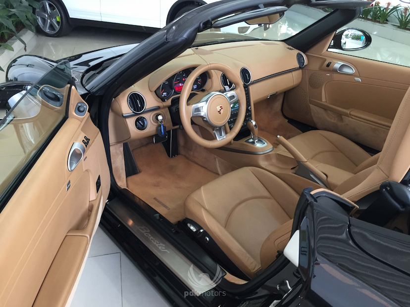 Foto do veículo PORSCHE  BOXSTER 2011 18.880 KM 199.000,00