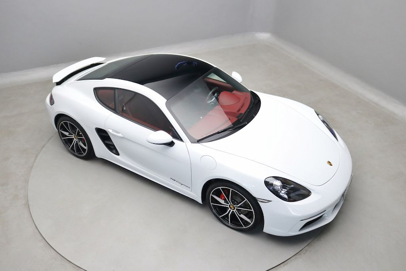 Foto do veículo PORSCHE 718 CAYMAN 2020 20.940 KM 550.000,00