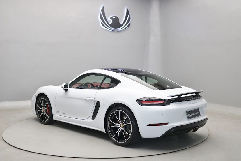Foto do veículo PORSCHE 718 CAYMAN 2020 20.940 KM 550.000,00