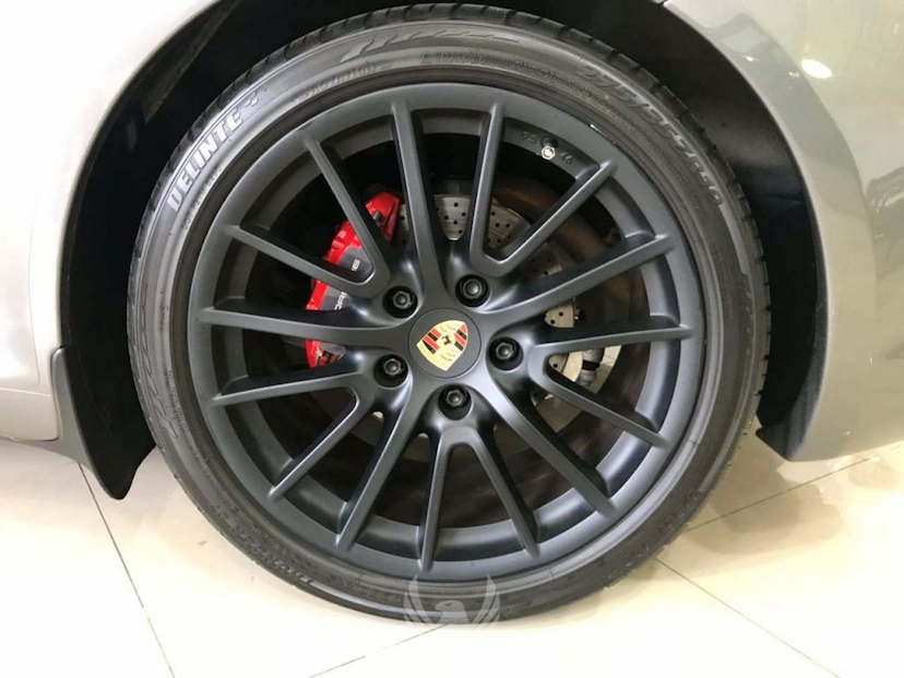 Foto do veículo PORSCHE  BOXSTER 2011 32.470 KM 199.000,00