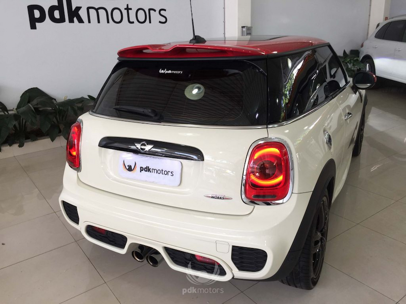 Foto do veículo MINI  COOPER JCW 2P 2017 13.860 KM 139.900,00