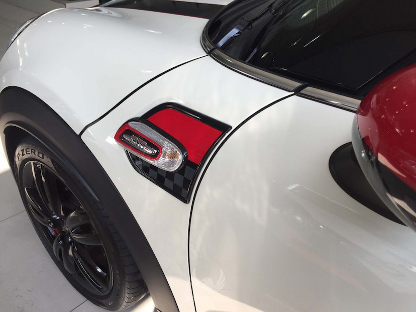Foto do veículo MINI  COOPER JCW 2P 2017 13.860 KM 139.900,00