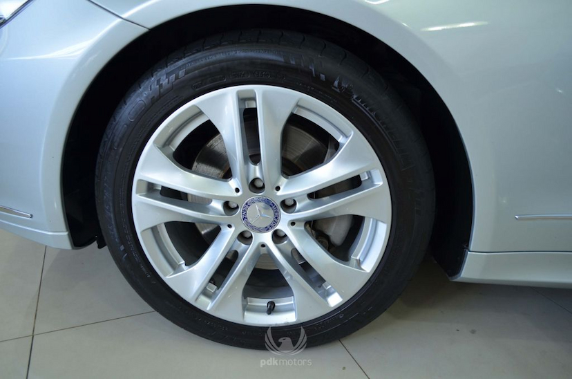 Foto do veículo MERCEDES-BENZ  E350 COUPE PLUS 2010 30.035 KM 110.000,00