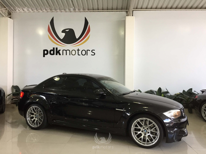 Foto do veículo BMW  1M 2012 13.200 KM 235.000,00