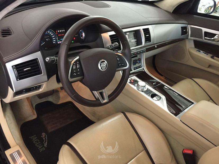 Foto do veículo JAGUAR  XF 3.0 PORTFOLIO 2013 28.450 KM 135.000,00