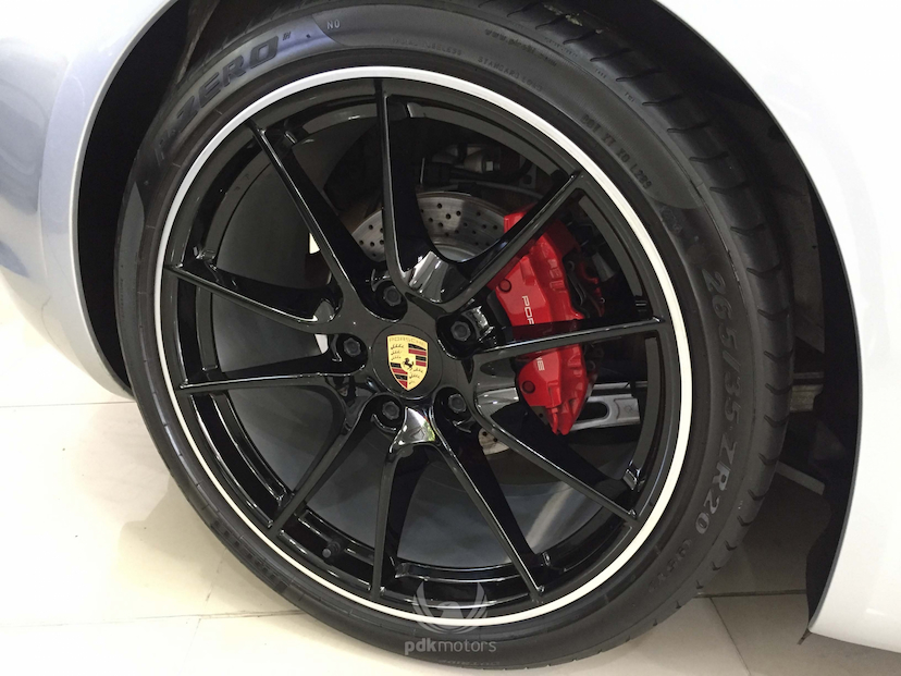 Foto do veículo PORSCHE  BOXSTER GTS 2015 9.880 KM 389.000,00