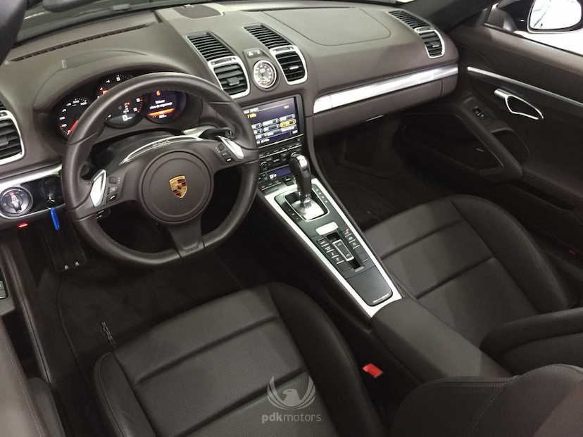 Foto do veículo PORSCHE  BOXSTER GTS 2016 10.410 KM 409.000,00