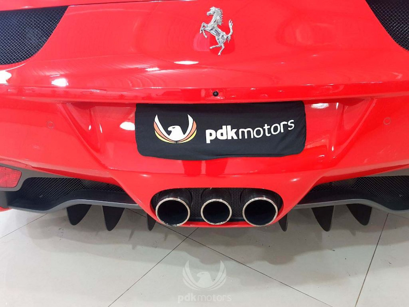 Foto do veículo FERRARI  458 ITALIA 2011 8.318 KM 1.070.000,00