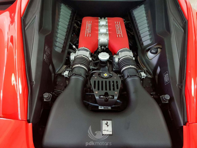 Foto do veículo FERRARI  458 ITALIA 2011 8.318 KM 1.070.000,00
