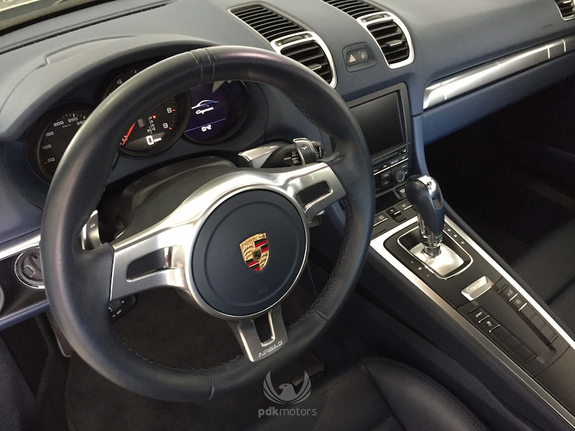 Foto do veículo PORSCHE  CAYMAN 2014 19.485 KM 269.000,00