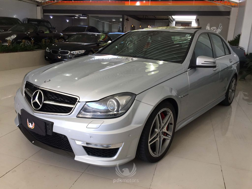 Foto do veículo MERCEDES-BENZ  C63 AMG 2012 49.072 KM 184.900,00