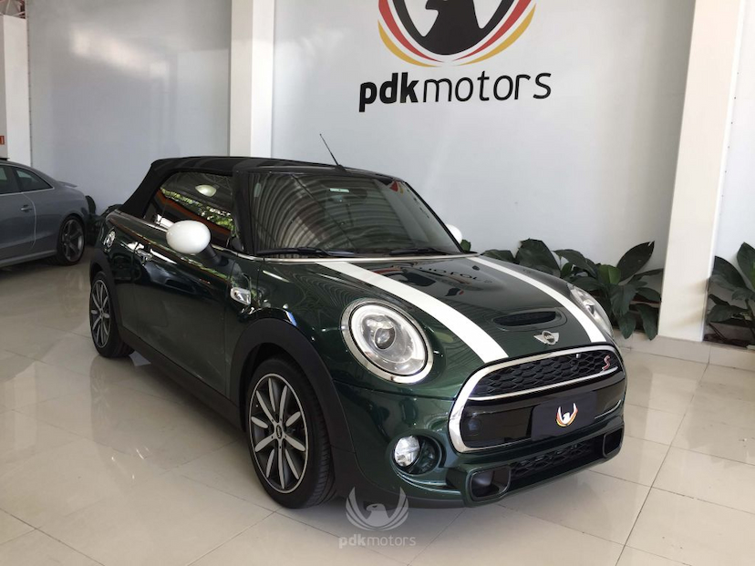 Foto do veículo MINI  CABRIO COOPER S 2018 4.660 KM 159.000,00