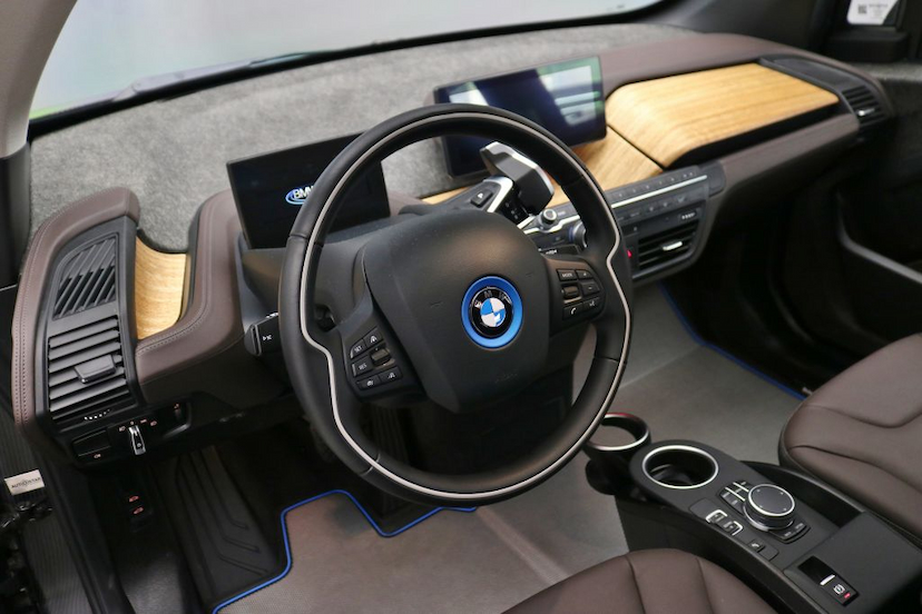 Foto do veículo BMW I3 BEV 120AH 2022 2.390 KM 369.000,00