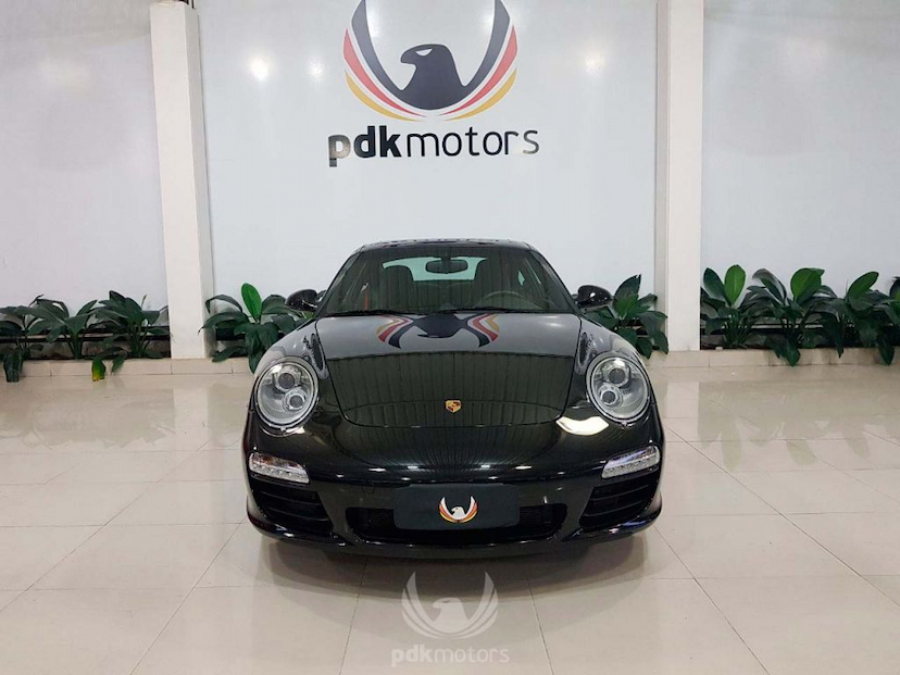 Foto do veículo PORSCHE  911 CARRERA S 2011 19.425 KM 335.000,00