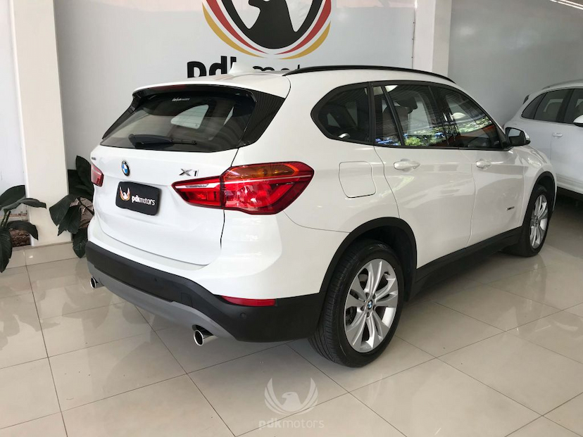 Foto do veículo BMW  X1 20I GP S-DRIVE 2017 13.700 KM 199.000,00