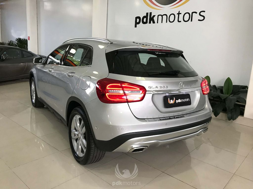 Foto do veículo MERCEDES-BENZ  GLA 200 ADVANCE 2016 40.010 KM 155.900,00