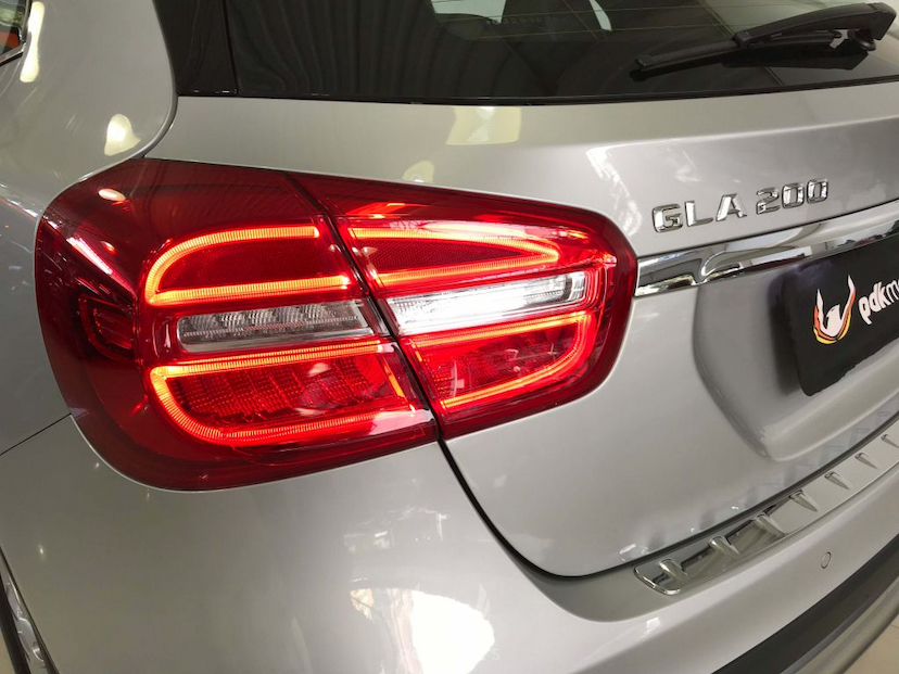 Foto do veículo MERCEDES-BENZ  GLA 200 ADVANCE 2016 40.010 KM 155.900,00