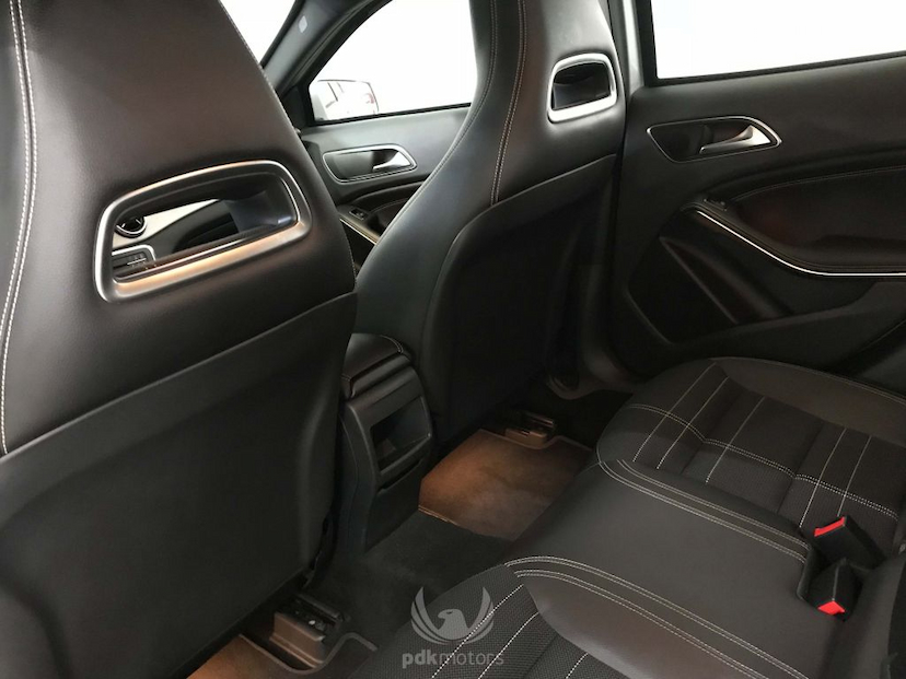Foto do veículo MERCEDES-BENZ  GLA 200 ADVANCE 2016 40.010 KM 155.900,00