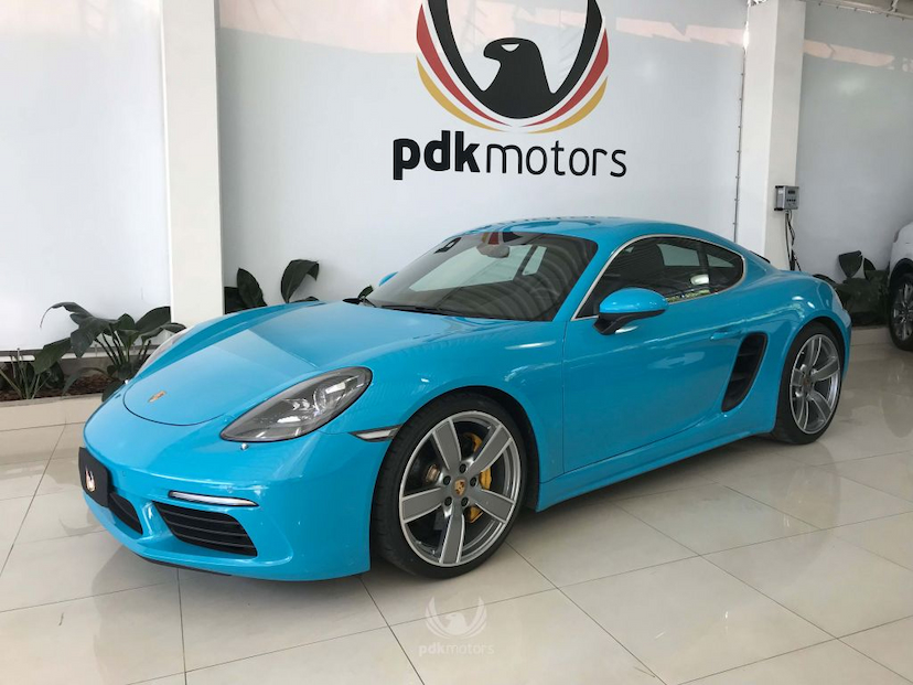 Foto do veículo PORSCHE  718 CAYMAN S 2017 5.082 KM 459.000,00