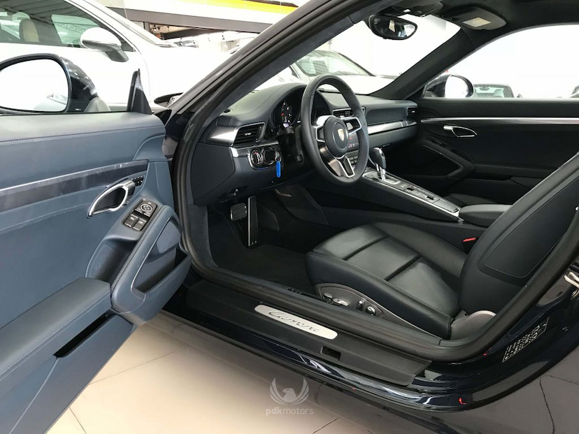 Foto do veículo PORSCHE  911 CARRERA 2017 5.065 KM 479.000,00