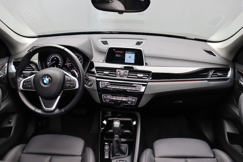 Foto do veículo BMW X1 SDRIVE 20I 2019 21.710 KM 219.000,00
