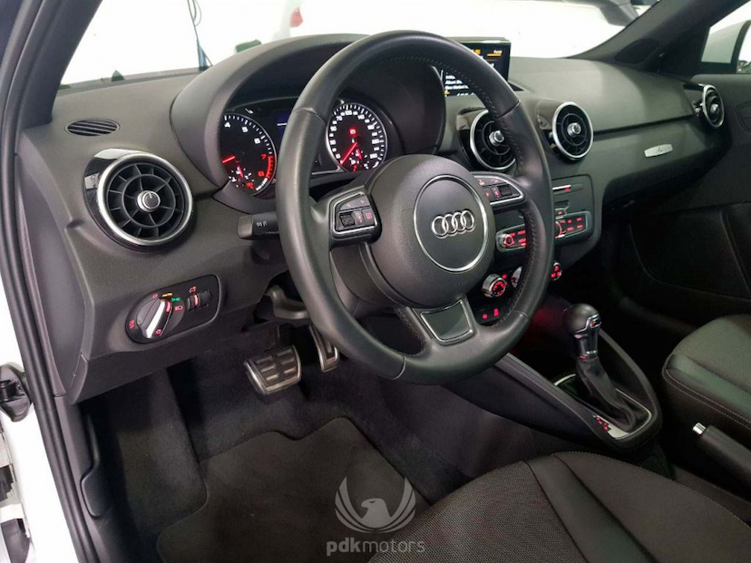 Foto do veículo AUDI  A1 1.8 TFSI SPORTBACK 2016 13.178 KM 99.900,00