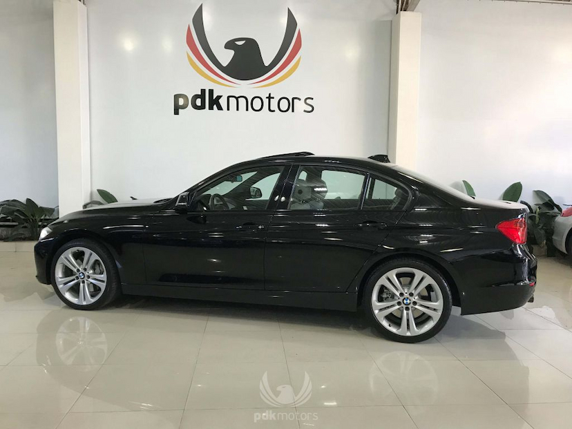 Foto do veículo BMW  335I SPORT 2013 11.592 KM 175.000,00
