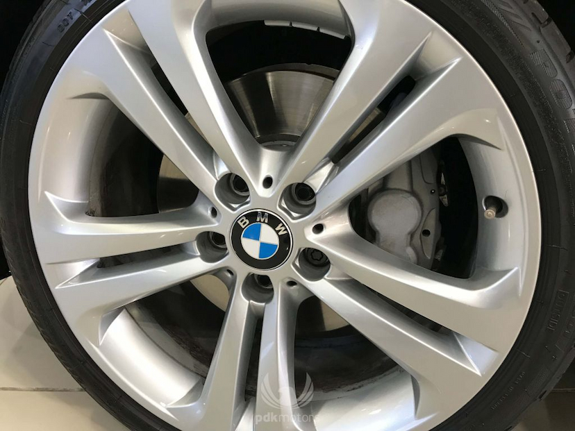 Foto do veículo BMW  335I SPORT 2013 11.592 KM 175.000,00