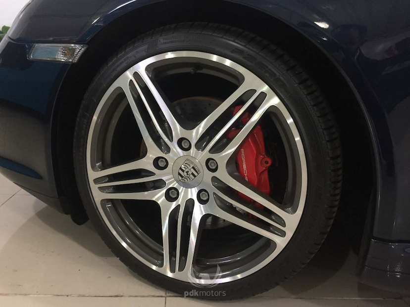 Foto do veículo PORSCHE  911 CARRERA TARGA 4S 2011 23.913 KM 329.000,00