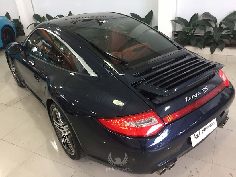 Foto do veículo PORSCHE  911 CARRERA TARGA 4S 2011 23.913 KM 329.000,00