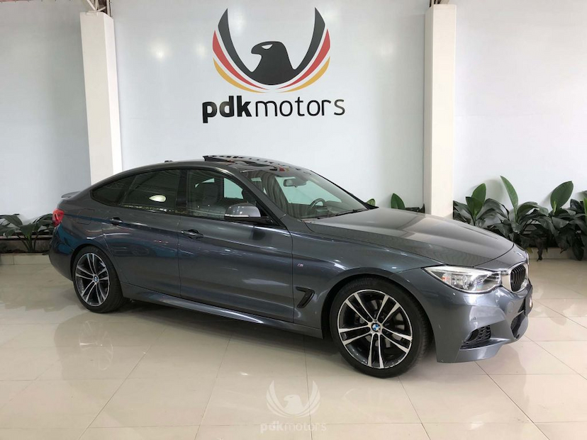 Foto do veículo BMW  328 GT 2014 37.071 KM 119.000,00