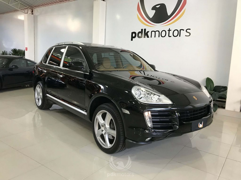 Foto do veículo PORSCHE  CAYENNE PREMIUM V6 2009 23.725 KM 109.000,00