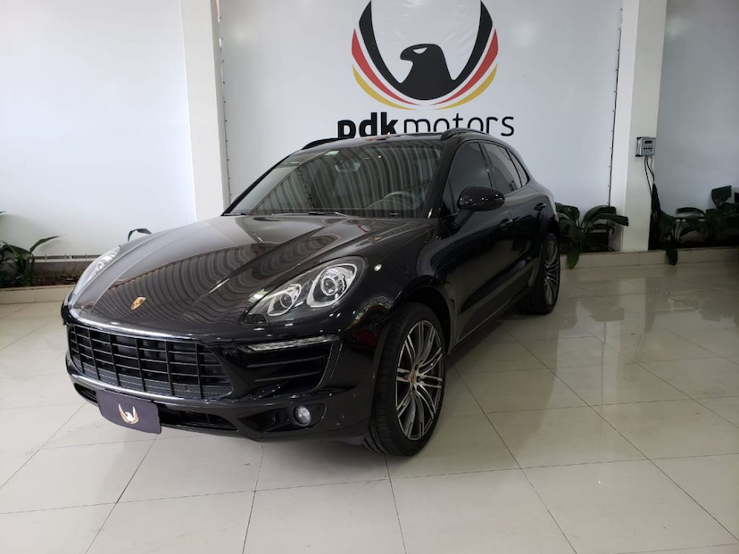 Foto do veículo PORSCHE  MACAN S 2015 29.250 KM 305.000,00