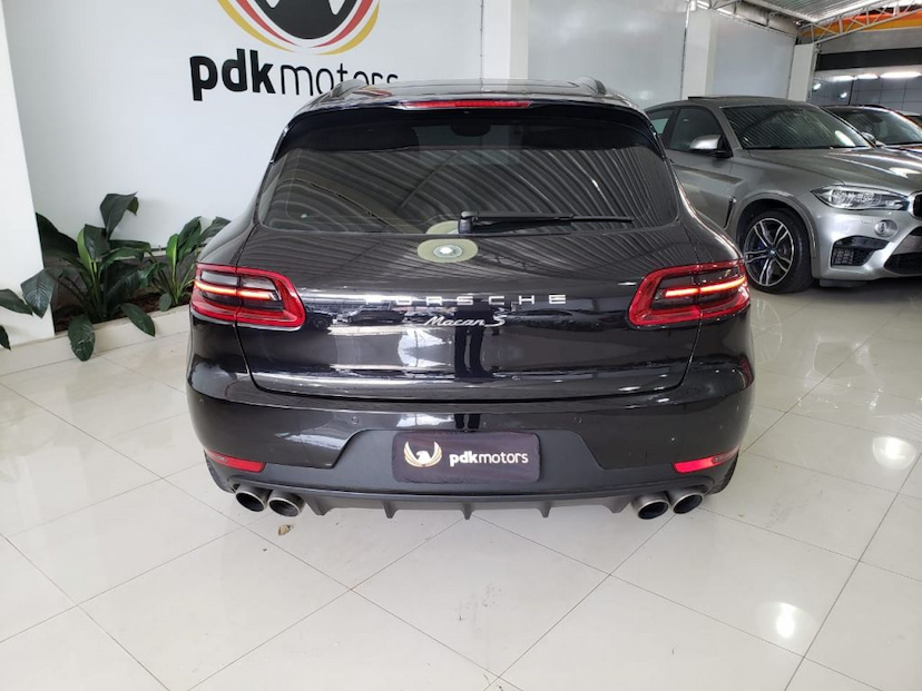 Foto do veículo PORSCHE  MACAN S 2015 29.250 KM 305.000,00