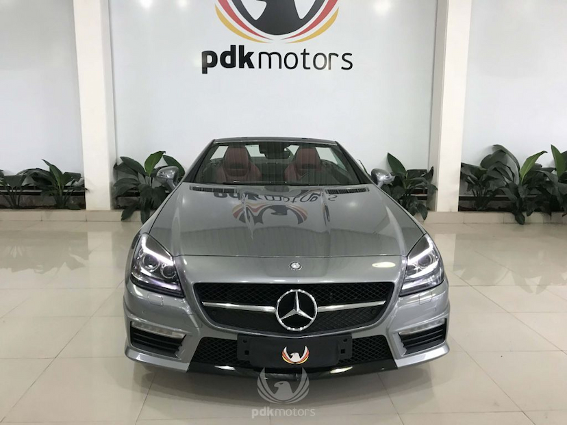 Foto do veículo MERCEDES-BENZ  SLK 55 AMG 2010 40.425 KM 179.000,00