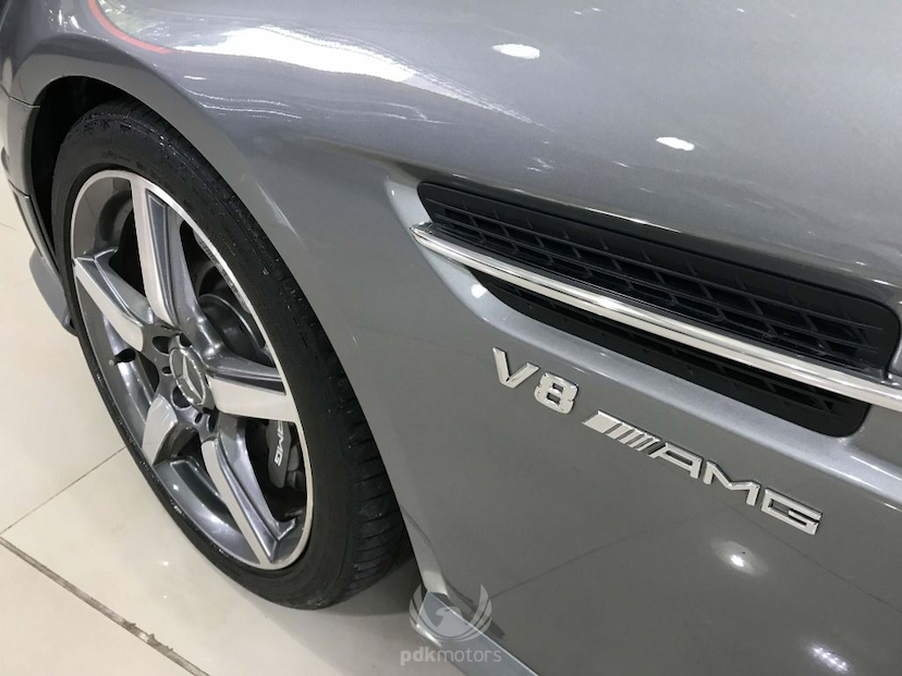 Foto do veículo MERCEDES-BENZ  SLK 55 AMG 2010 40.425 KM 179.000,00