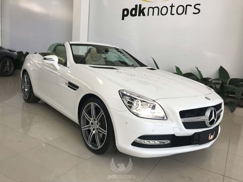 Foto do veículo MERCEDES-BENZ  SLK 250 2015 14.856 KM 159.900,00