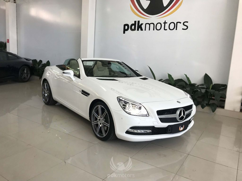 Foto do veículo MERCEDES-BENZ  SLK 250 2015 14.856 KM 159.900,00