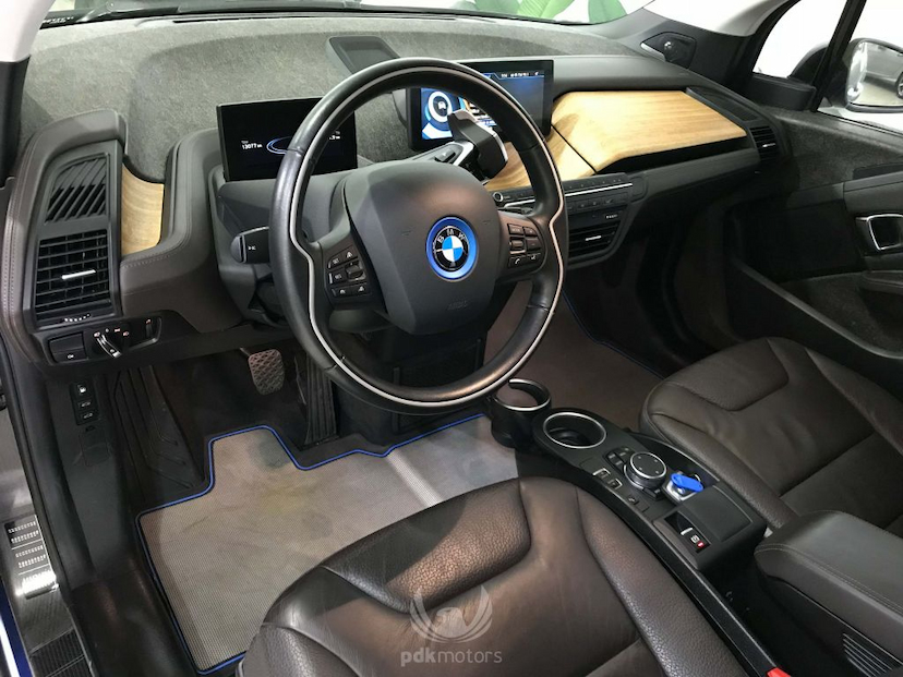 Foto do veículo BMW  I3 FULL REX 2015 13.080 KM 169.000,00