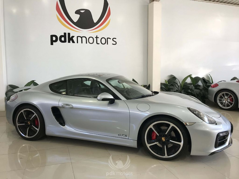 Foto do veículo PORSCHE  CAYMAN GTS 2015 18.044 KM 379.000,00
