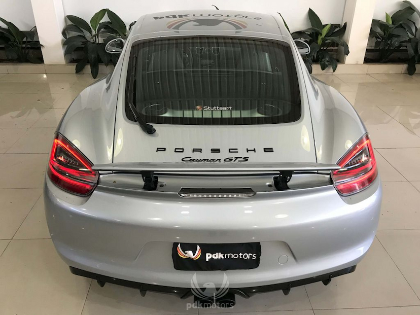 Foto do veículo PORSCHE  CAYMAN GTS 2015 18.044 KM 379.000,00
