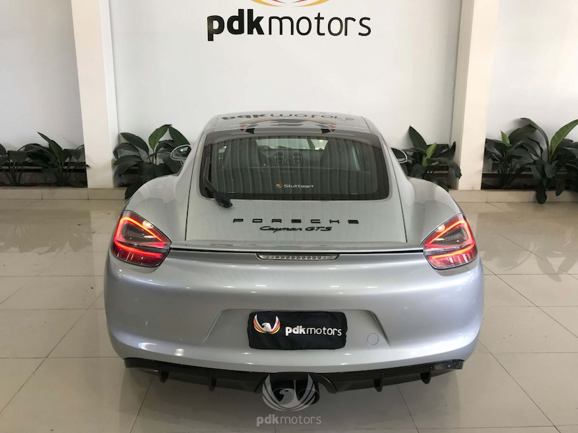 Foto do veículo PORSCHE  CAYMAN GTS 2015 18.044 KM 379.000,00
