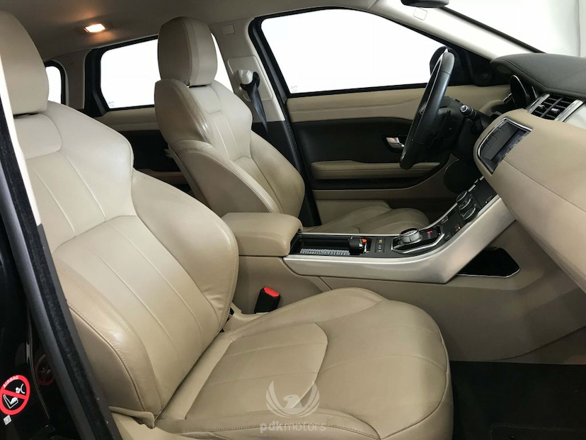 Foto do veículo LAND ROVER  EVOQUE SE DYNAMIC 2016 25.470 KM 209.900,00
