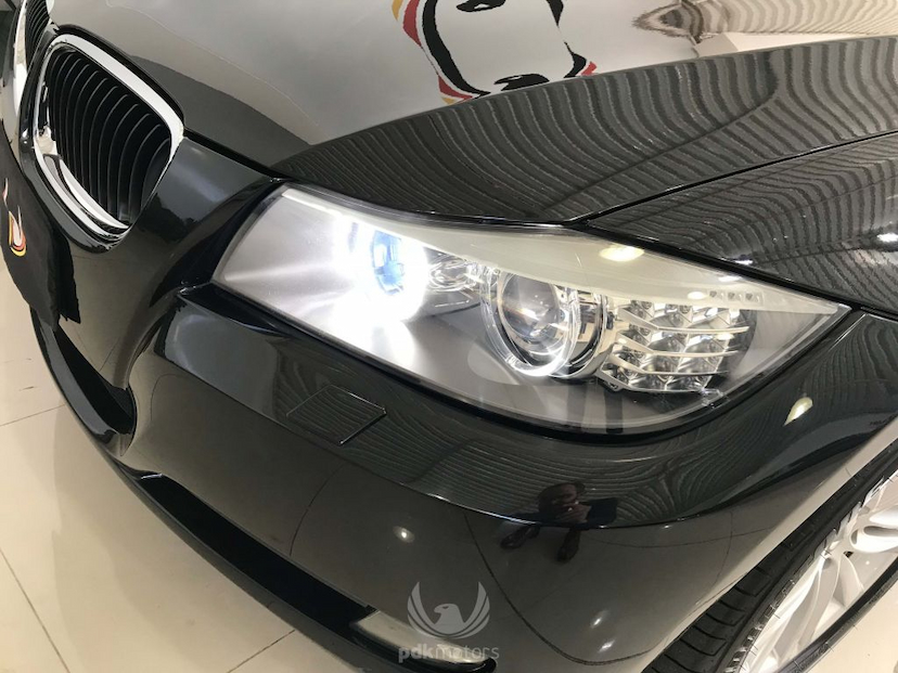 Foto do veículo BMW  320I TOP 2010 36.500 KM 59.900,00