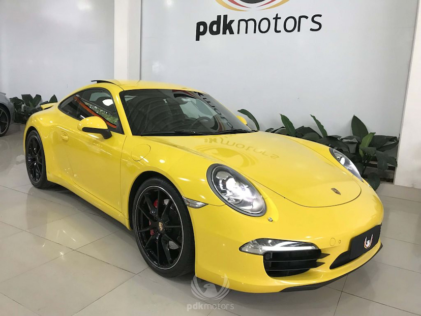 Foto do veículo PORSCHE  911 CARRERA S 2012 27.122 KM 399.000,00