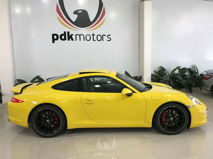 Foto do veículo PORSCHE  911 CARRERA S 2012 27.122 KM 399.000,00